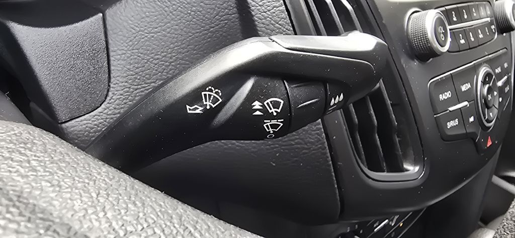 2017 Ford Focus Image 41