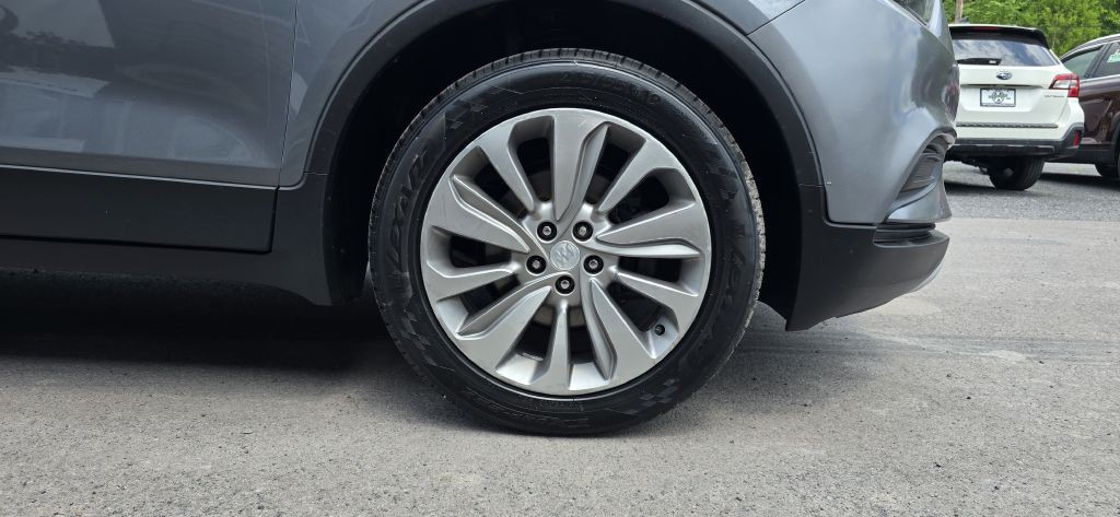 2020 Buick Enclave Image 10