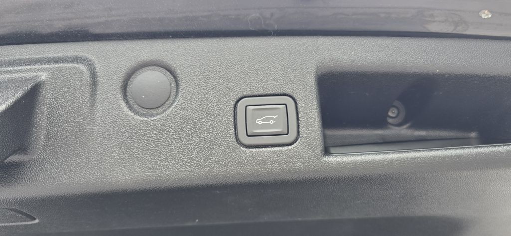 2019 Chevrolet Equinox Image 25