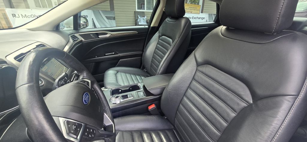 2018 Ford Fusion Image 17