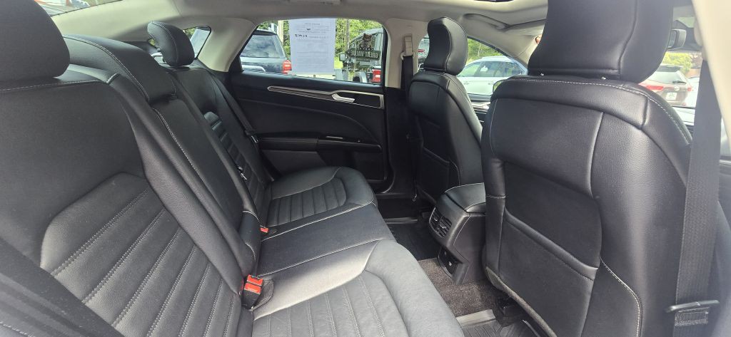 2018 Ford Fusion Image 23