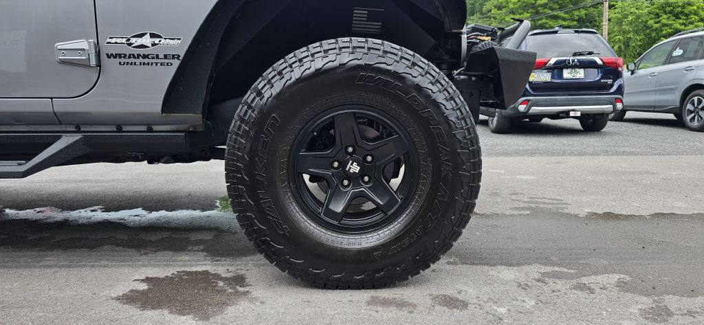 2017 Jeep Wrangler Unlimited Image 12