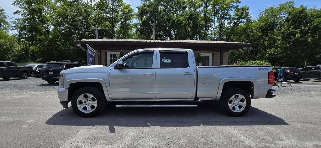 2017 Chevrolet Silverado 1500 Image 2
