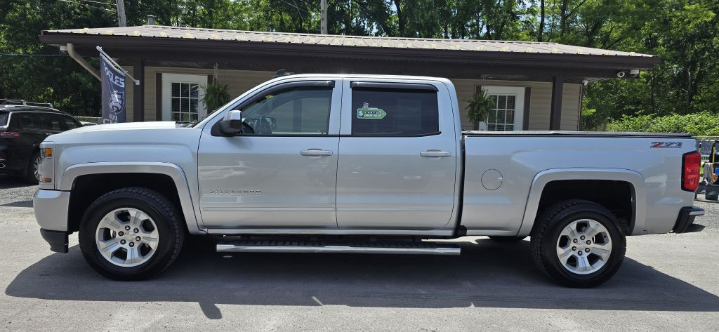 2017 Chevrolet Silverado 1500 Image 3