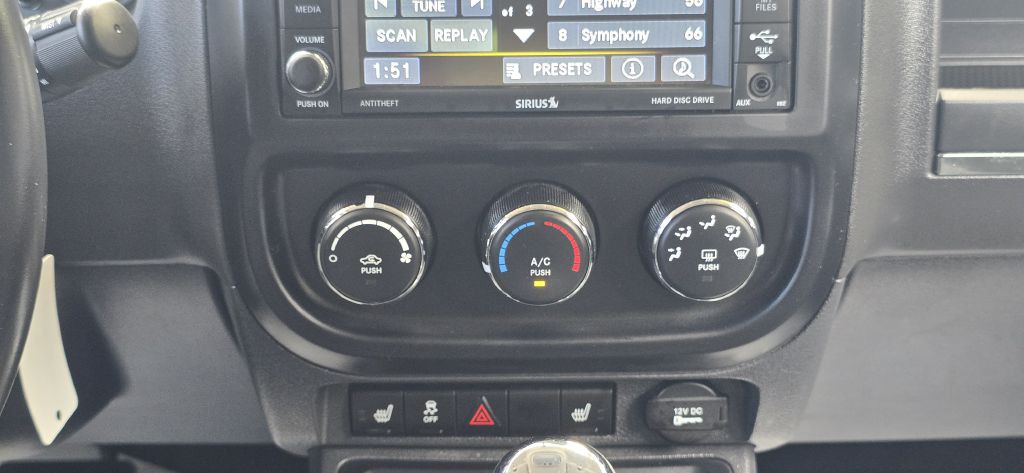 2017 Jeep Patriot Image 35