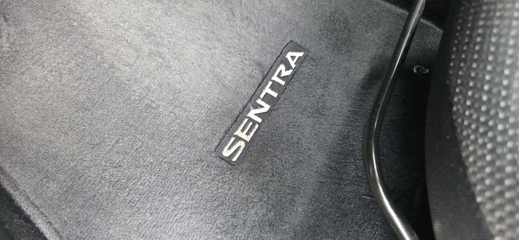 2018 Nissan Sentra Image 13