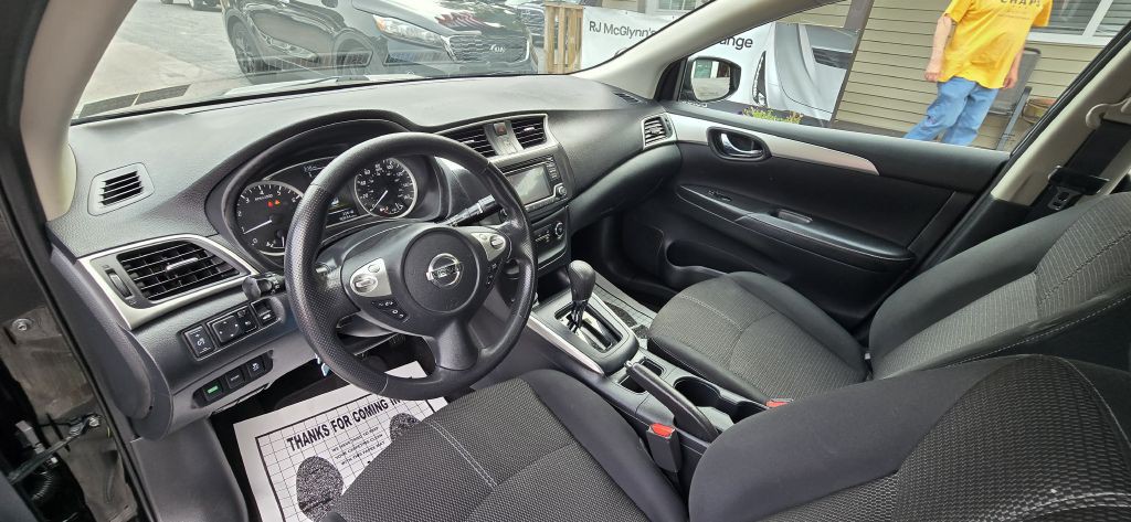 2018 Nissan Sentra Image 16