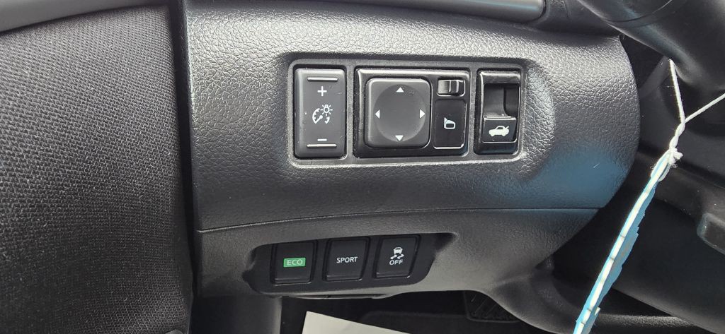 2018 Nissan Sentra Image 40