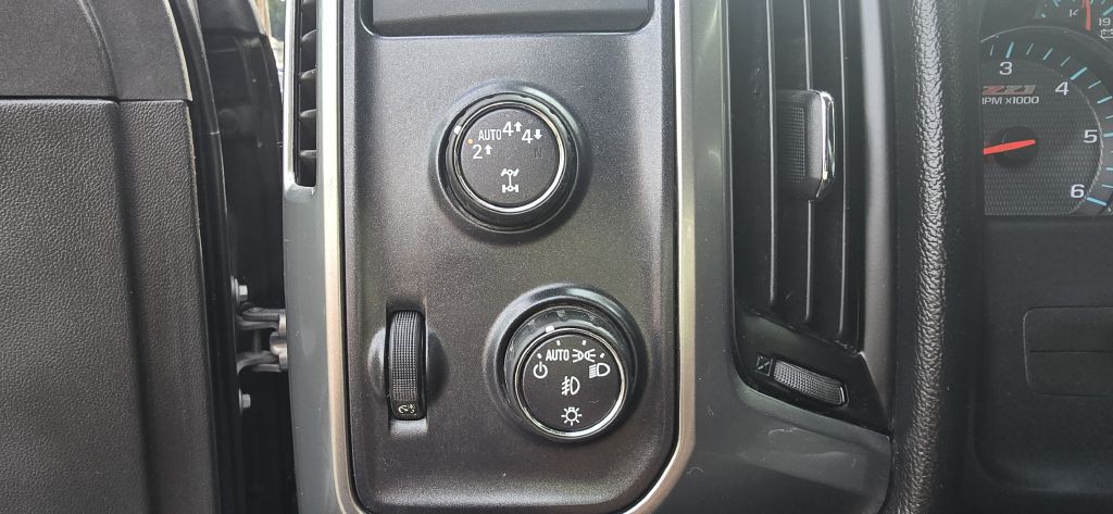 2017 Chevrolet Silverado 1500 Image 21