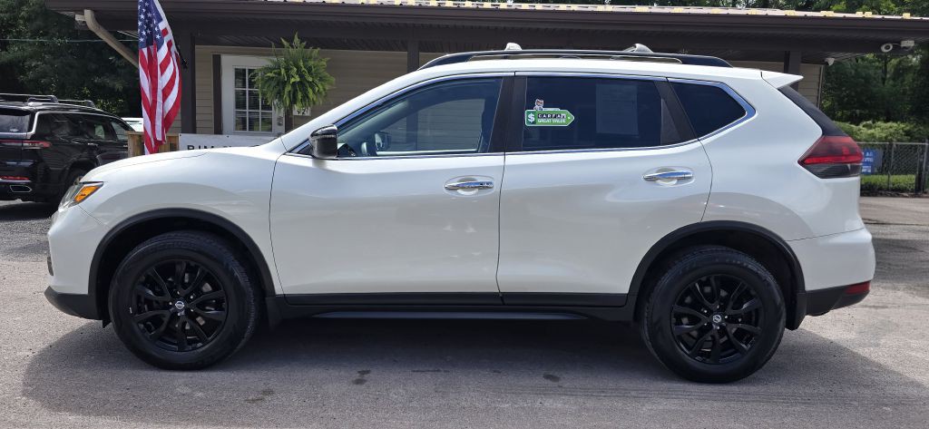2018 Nissan Rogue Image 2