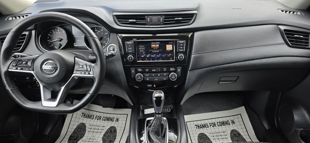 2018 Nissan Rogue Image 33