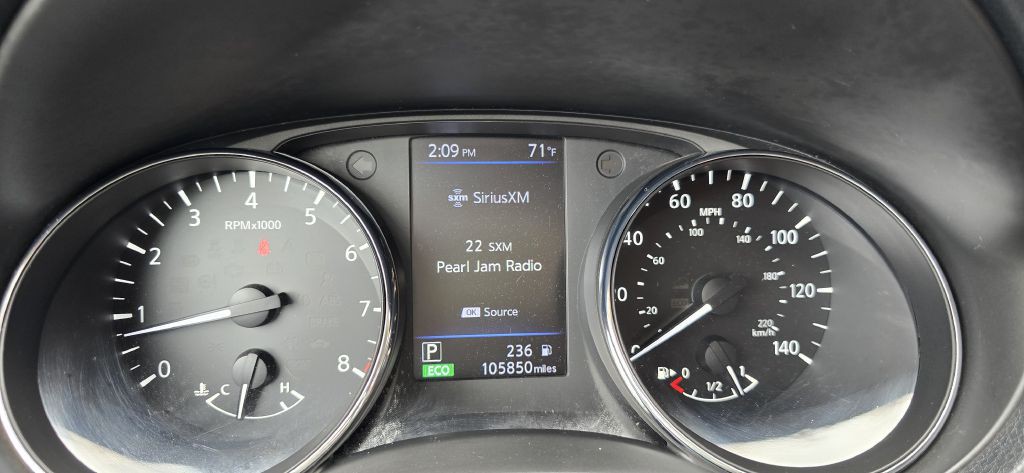 2018 Nissan Rogue Image 50