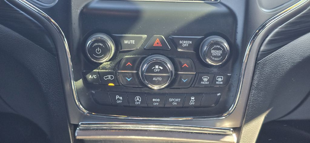 2019 Jeep Grand Cherokee Image 35