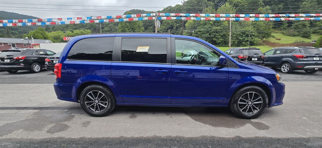 2019 Dodge Grand Caravan Image 1