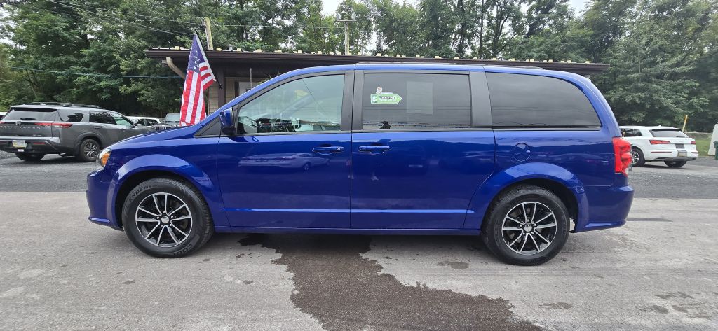 2019 Dodge Grand Caravan Image 2