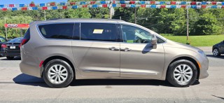 Image for 2017 Chrysler Pacifica Touring L ID: 7660626