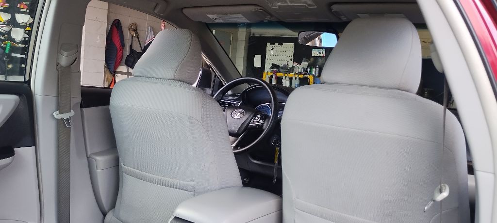 2017 Toyota Camry Image 14