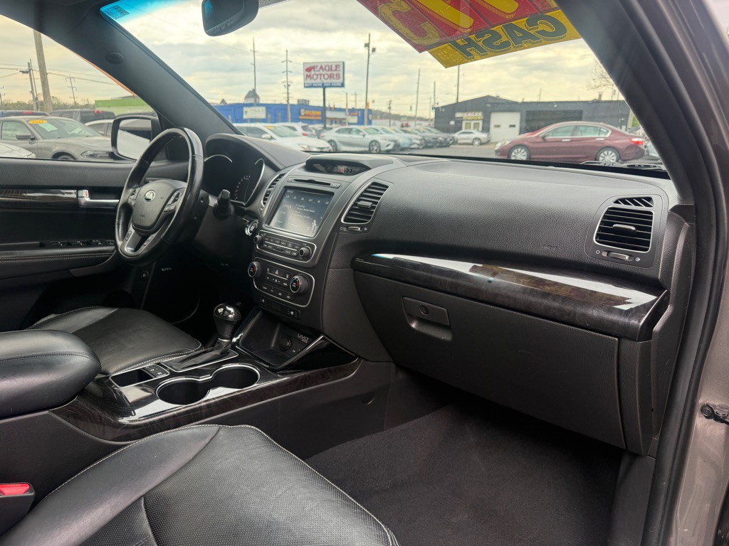 2015 Kia Sorento Image 32