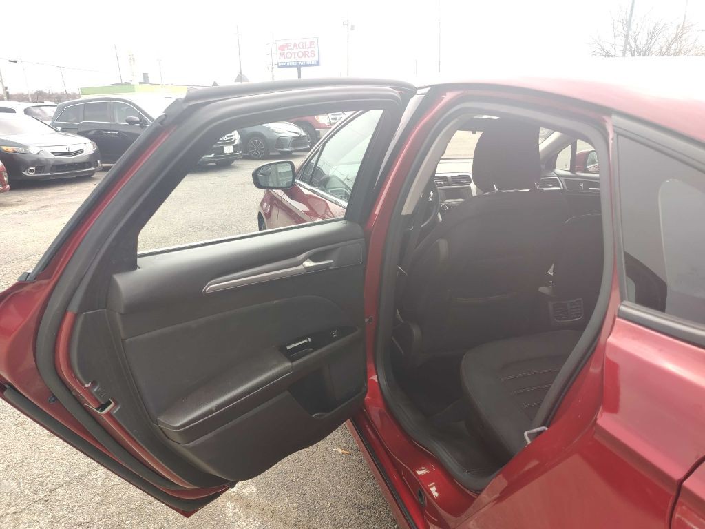 2013 Ford Fusion Image 17