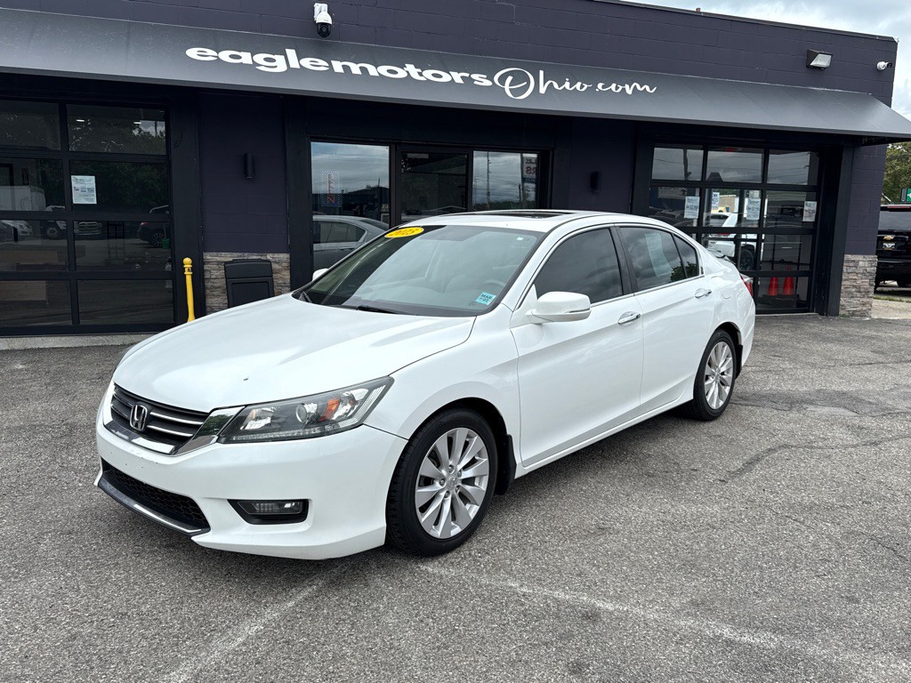 2015 Honda Accord Image 1