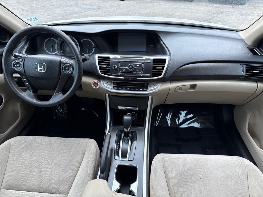 2015 Honda Accord Image 14