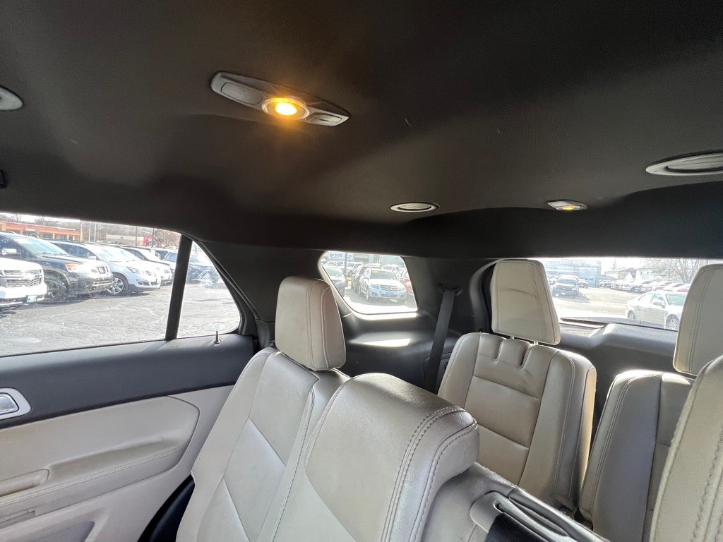 2013 Ford Explorer Image 13