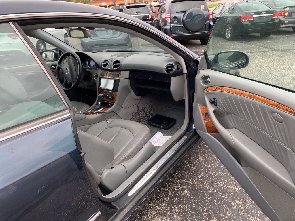 2006 Mercedes-Benz CLK-Class Image 9