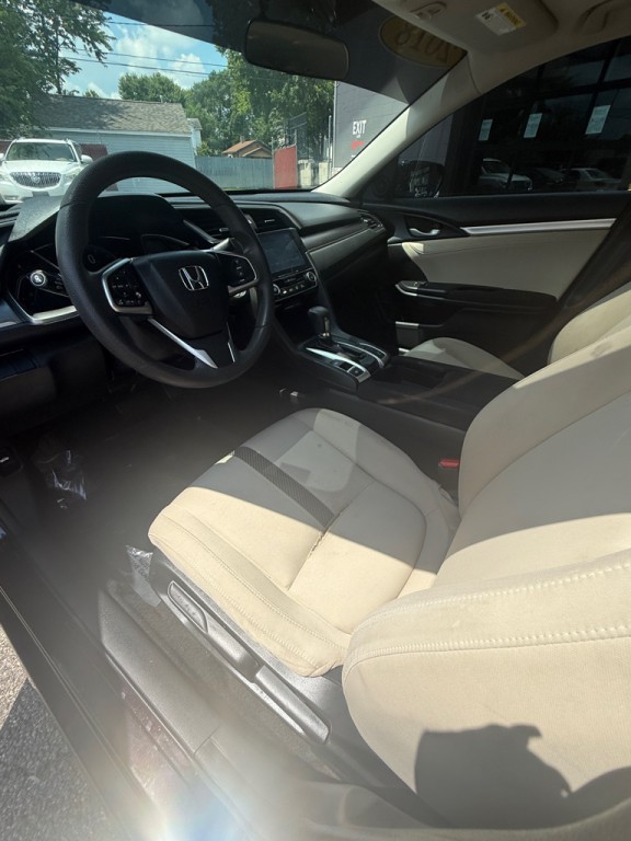 2018 Honda Civic Image 17