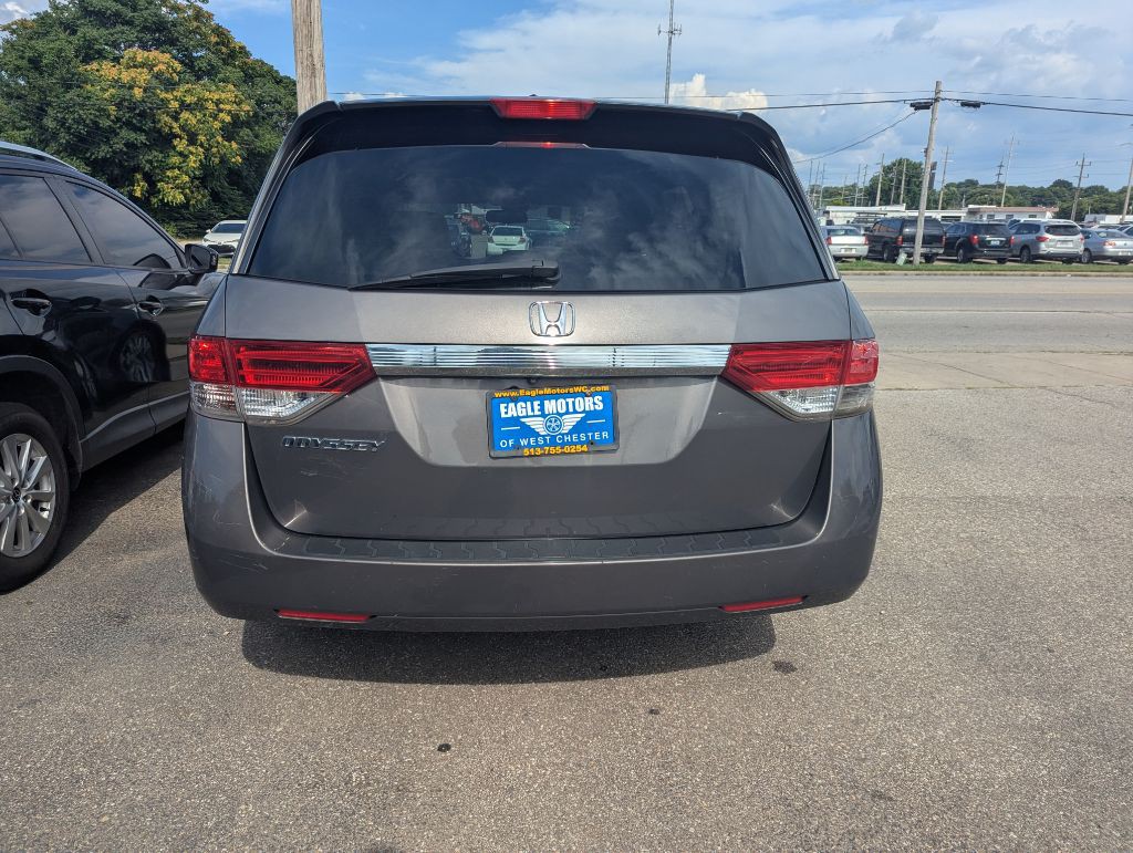 2015 Honda Odyssey Image 2
