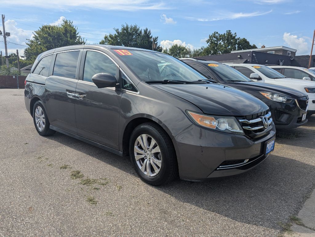 2015 Honda Odyssey Image 4