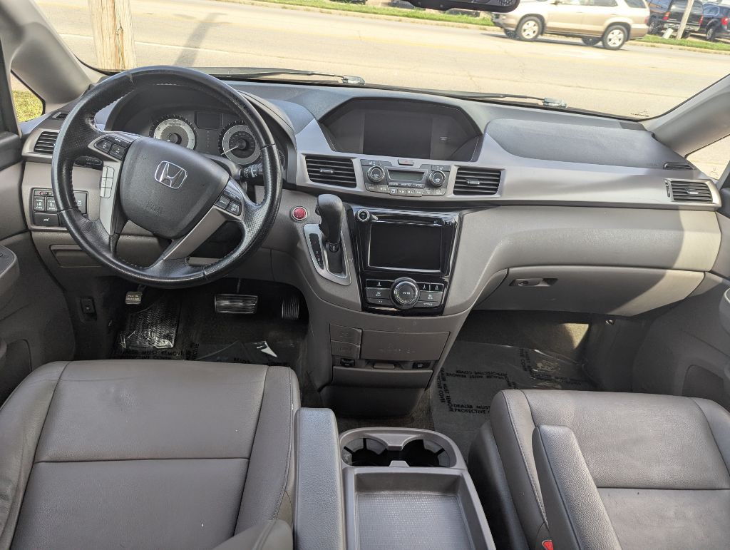 2015 Honda Odyssey Image 7