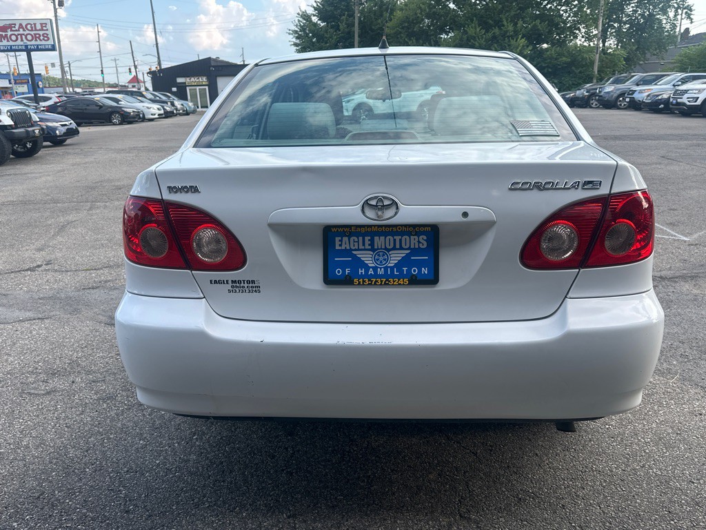 2007 Toyota Corolla Image 2