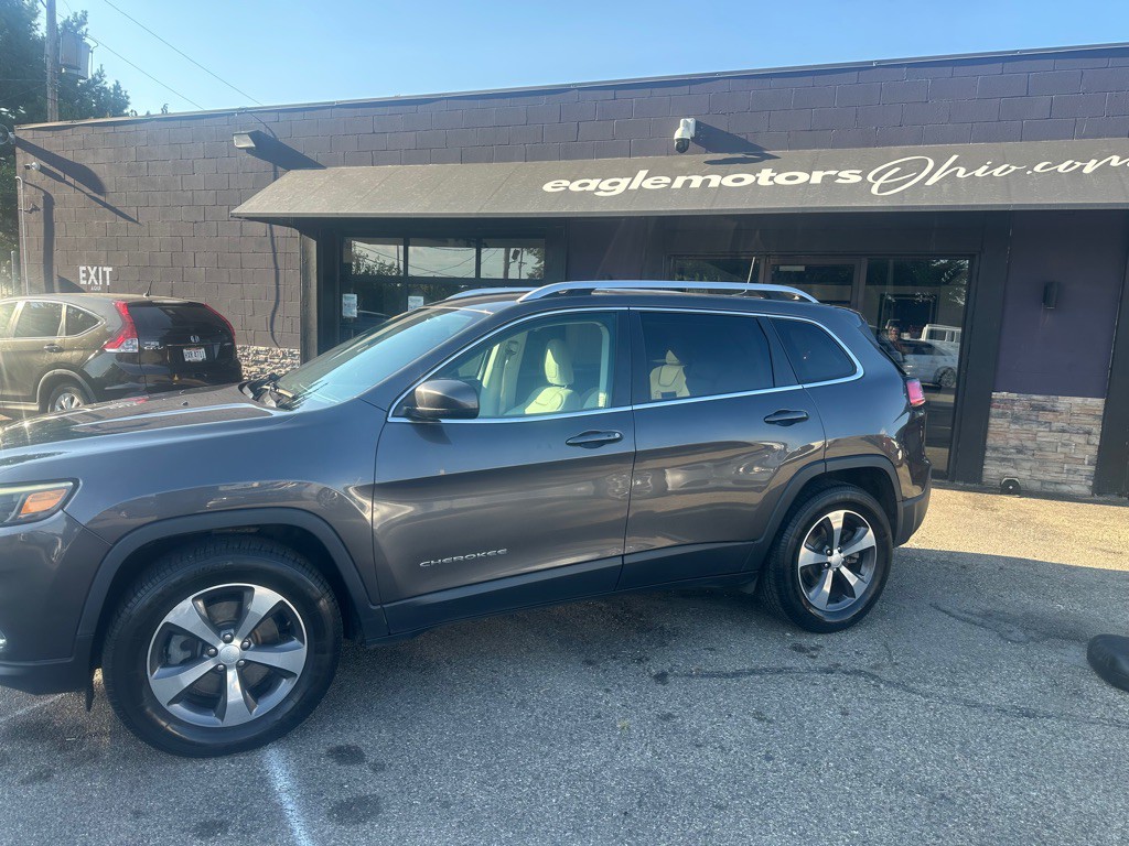 2019 Jeep Cherokee Image 1