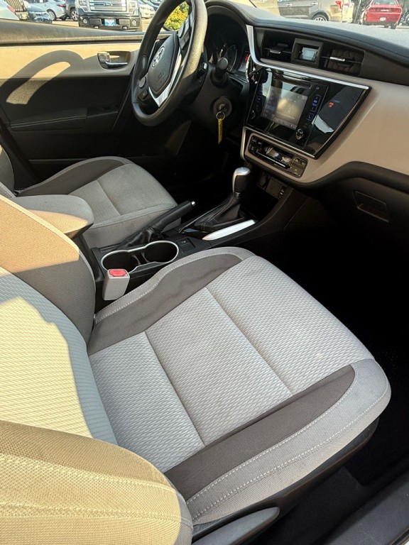 2018 Toyota Corolla Image 6