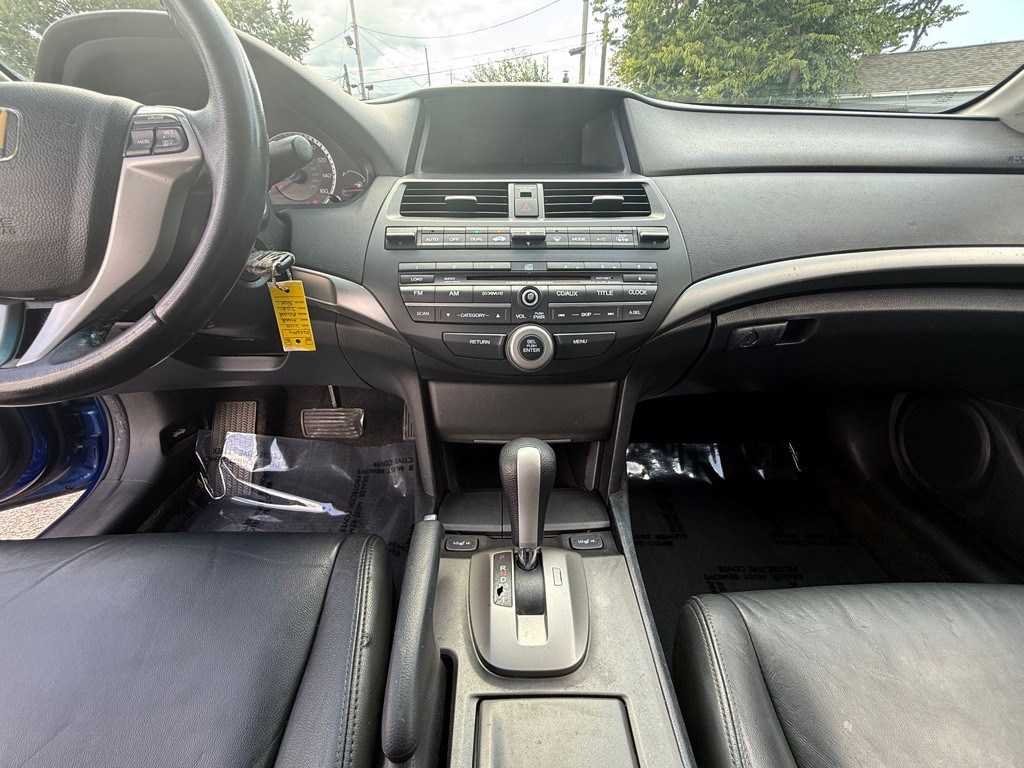 2009 Honda Accord Image 4