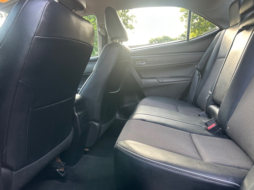 2015 Toyota Corolla Image 4