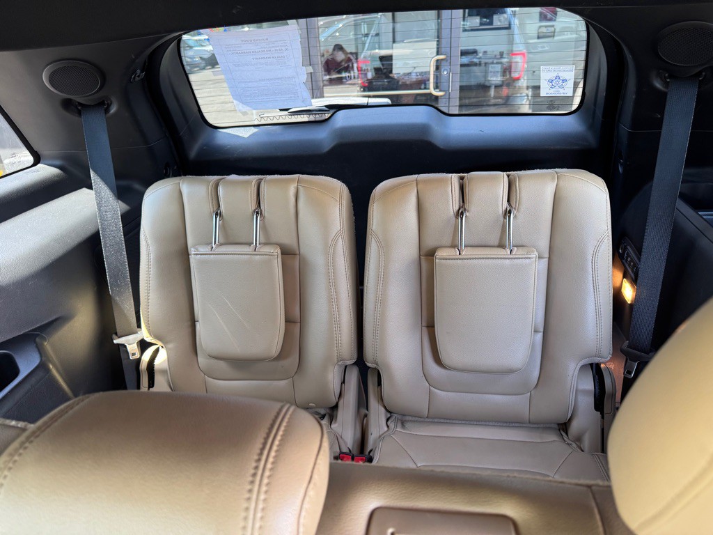 2016 Ford Explorer Image 20