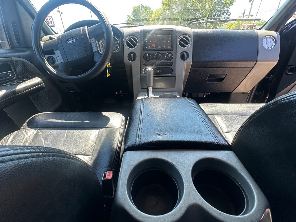 2006 Ford F-150 Image 2