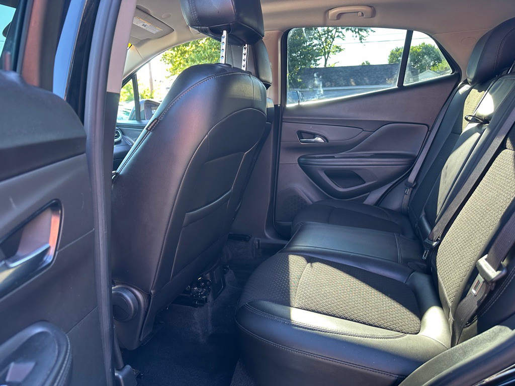 2021 Buick Enclave Image 6