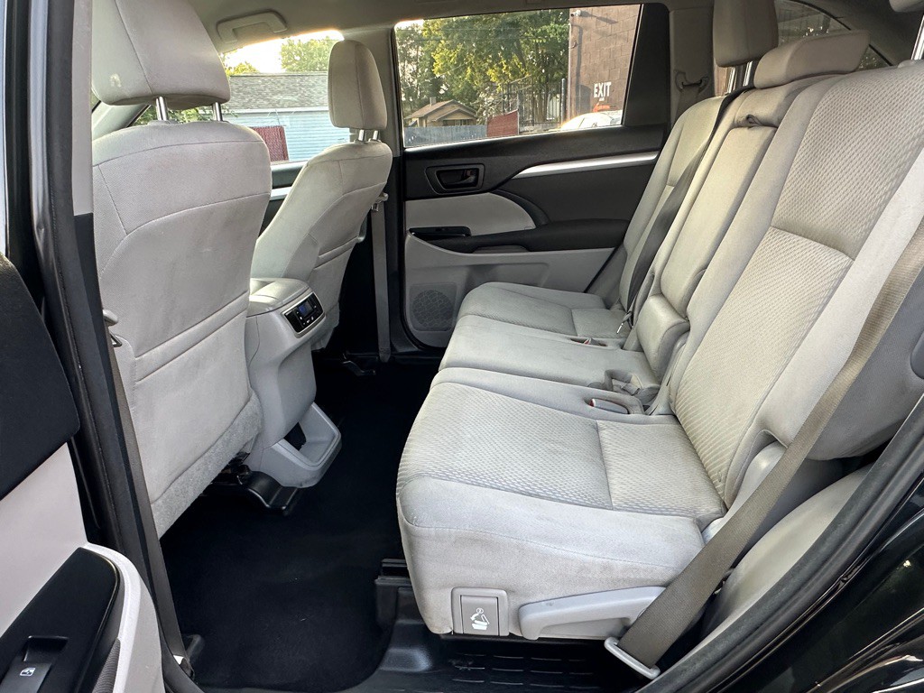 2014 Toyota Highlander Image 7