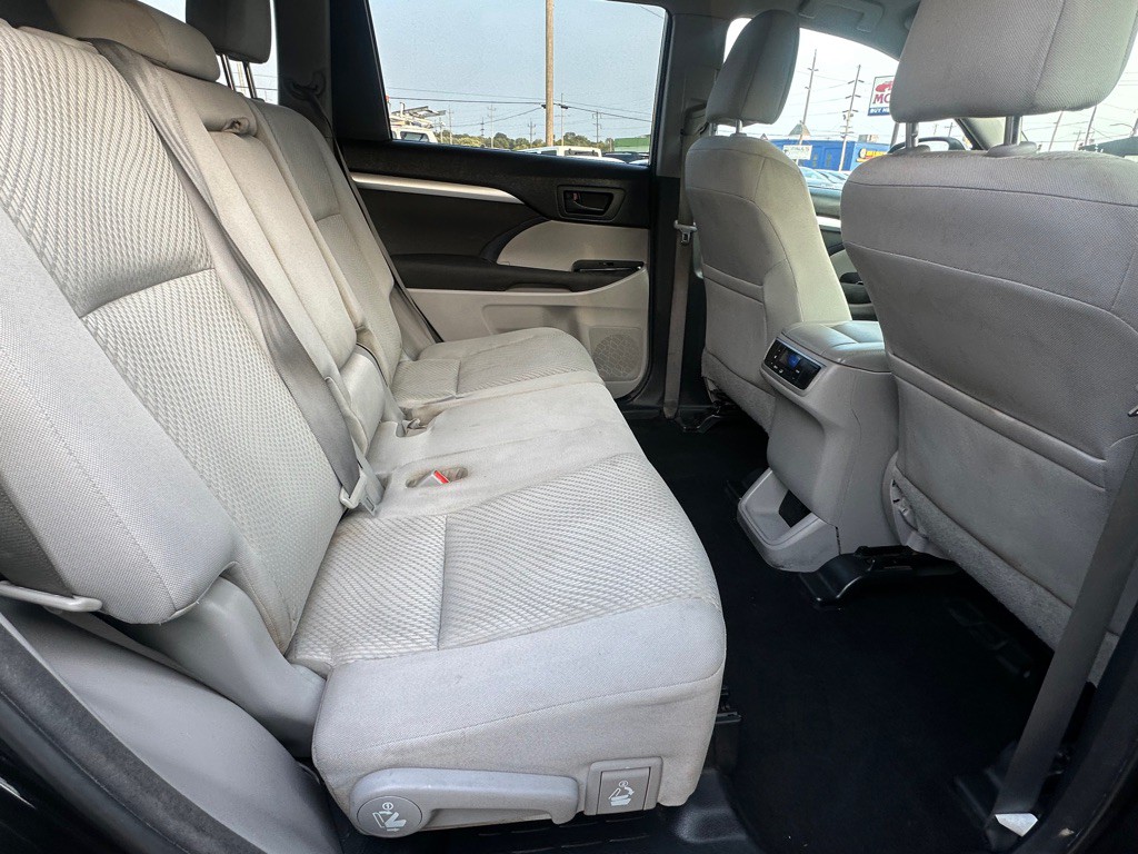 2014 Toyota Highlander Image 8