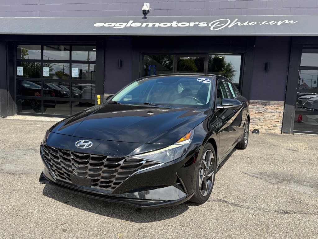 2022 Hyundai Elantra Image 1