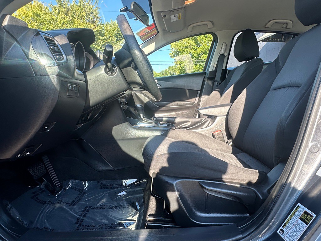 2015 Mazda Mazda3 Image 5