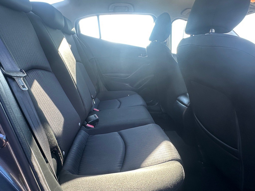 2015 Mazda Mazda3 Image 10