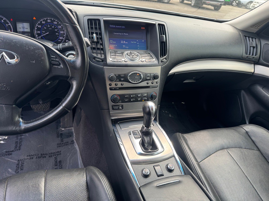 2013 INFINITI G37 Image 10