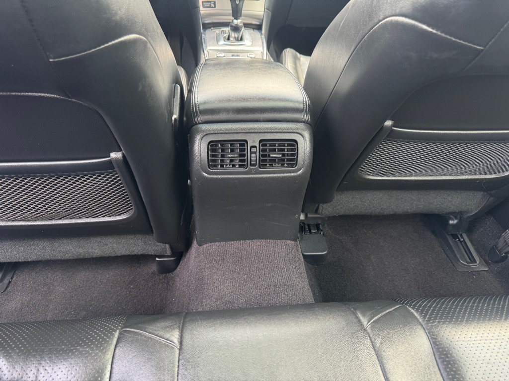 2013 INFINITI G37 Image 18