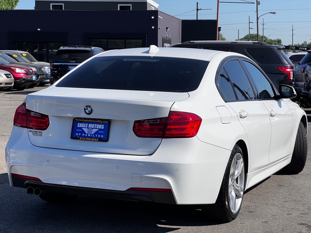 2014 BMW 3 Series Image 4