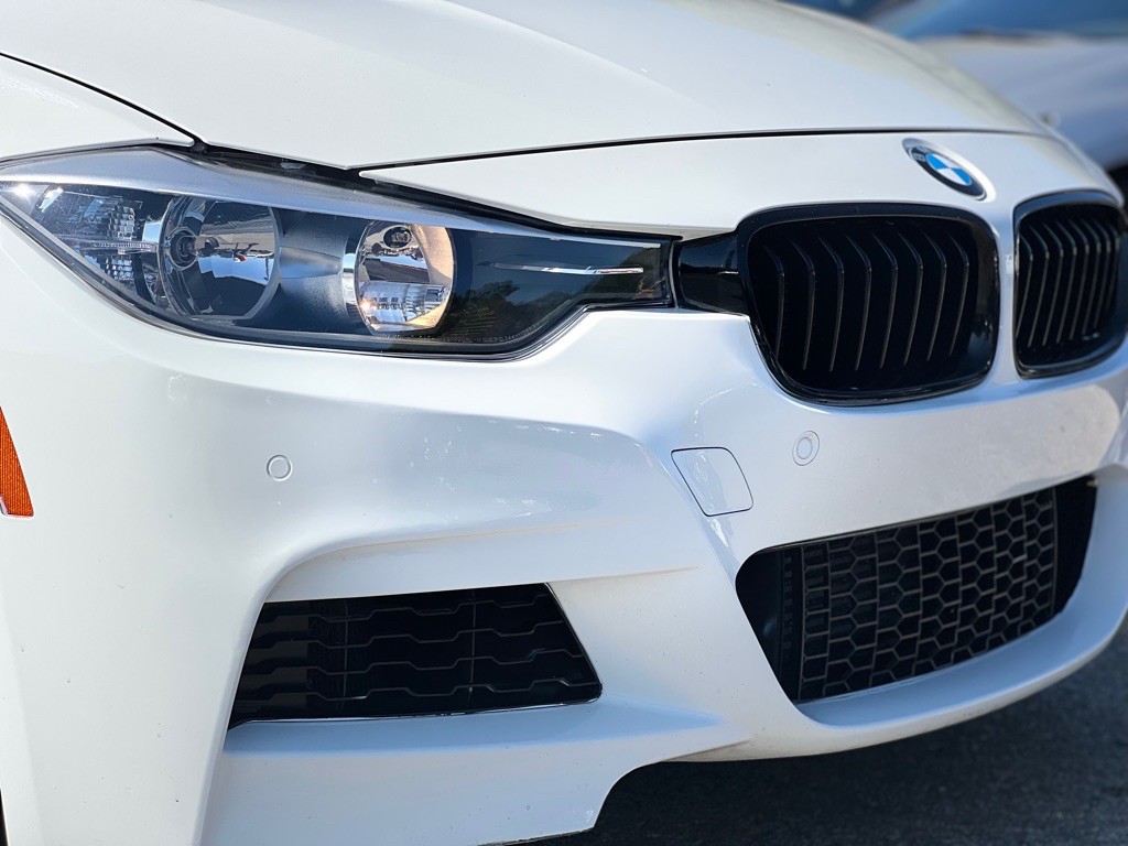 2014 BMW 3 Series Image 30
