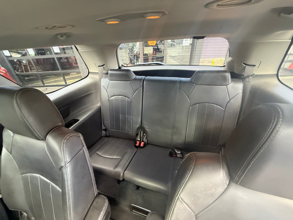 2016 GMC Acadia Image 4