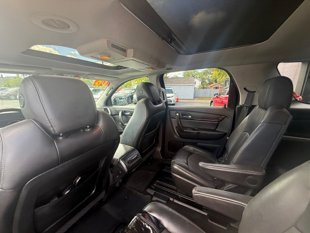 2016 GMC Acadia Image 5